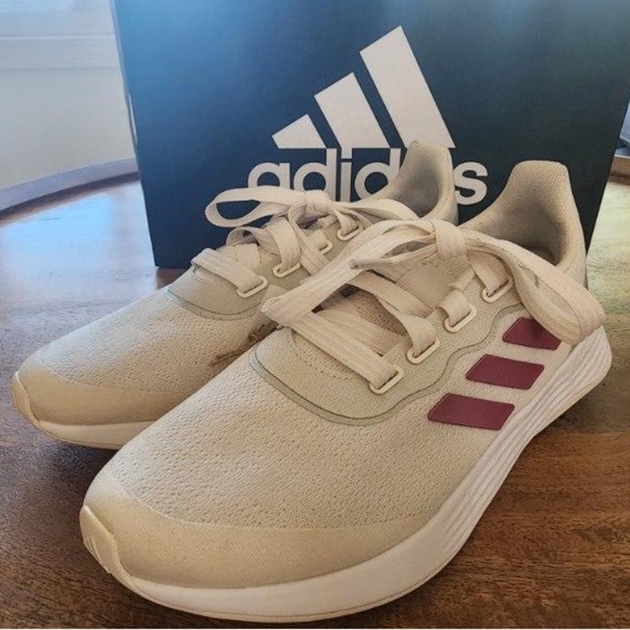 adidas Shoes - Adidas QT Racer size 7 New in box